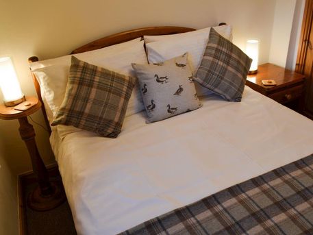Eider Holiday Cottage and Short Breaks in Holmfirth